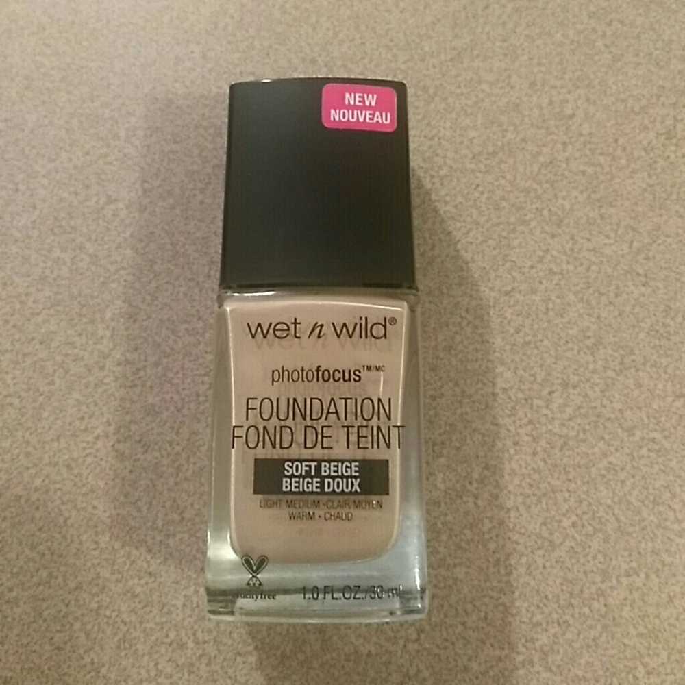 Wet n wild photofocus
